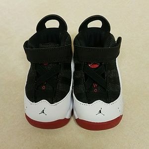 NEVER WORN!!! Baby Jordan's size 3c